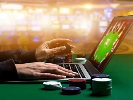 Sự Kiện Poker Trực Tuyến: Cách Thắng Lớn Từ Những Chiến Lược Đỉnh Cao Tại Trực Tuyến Casino Việt Nam!