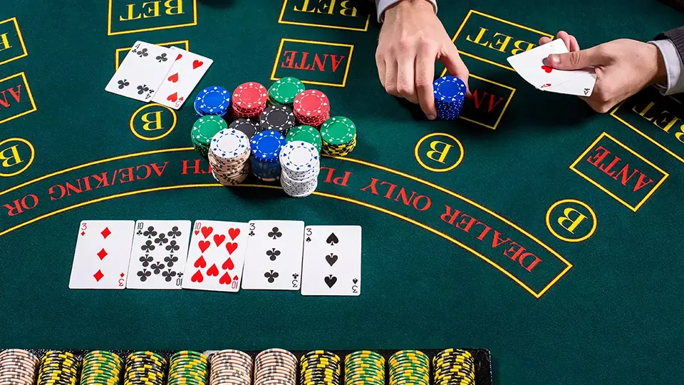 Các loại poker