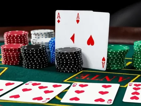 Khám Phá Các Loại Poker Phổ Biến Nhất & Cách Chơi Hiệu Quả Cho Người Mới